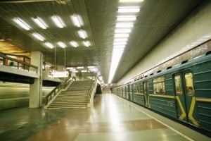 В Києві вже на чотирьох станціях метро не приймають жетони (список) 