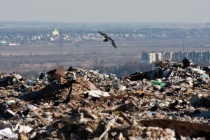 На українських сміттєзвалищах накопичилось 13 млрд тонн відходів (ІНФОГРАФІКА)