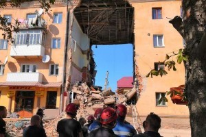 У Дрогобичі демонтують будинок, через обвал якого загинуло 8 людей
