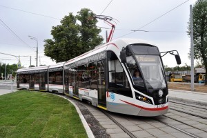 Дождались: на Троещине реконструируют трамвайную линию и купят новые трамваи