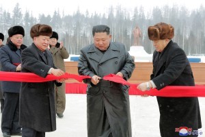  У Північній Кореї відбулася церемонія відкриття нового міста, яке влада назвала «зразком сучасної цивілізації» (ФОТО, ВІДЕО)