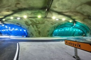 Перша в світі автомобільна розв'язка на дні океану: на Фарерах побудували підводний автомобільний тунель (ФОТО)  