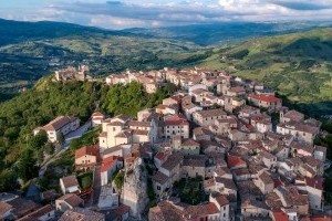 Дом в Италии за 1 евро: мэр деревни вблизи Рима объявил о распродаже жилья (ФОТО)
