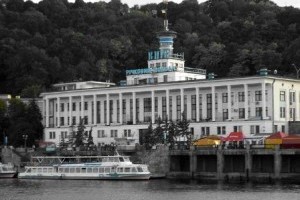 В Киеве появится еще один памятник архитектуры - Киевский речной вокзал 