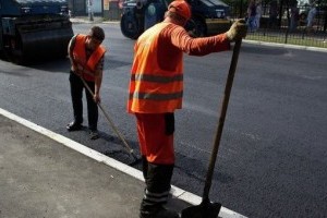Столичные власти обещают запустить сайт для контроля за ремонтом дорог