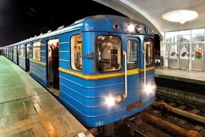 Проезд в метро за 21,5 грн и повышение тарифа в маршрутках: транспортники требуют повышения цен на проезд