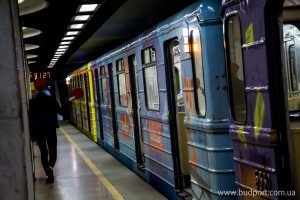 По подсчетам "Киевского метрополитена" себестоимость поездки  в 2,5 раза превышает действующий тариф