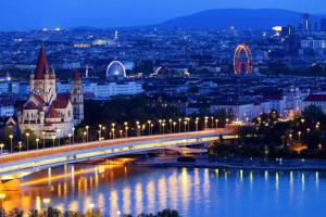 Київ виключили з рейтингу найзручніших для життя міст світу, а перше місце зайняв Відень