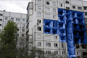 За принципом Тетрісу: пошкоджені частини багатоповерхових будинків пропонують заміняти модульними збірними блоками