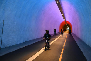 У Норвегії відкрили найдовший у світі пішохідний та велосипедний тунель (ВІДЕО)