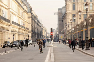 Велосипедисти у Парижі отримали цілу автомагістраль (ФОТО, ВІДЕО)