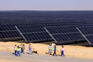 В ОАЕ запустили найбільшу у світі сонячну електростанцію: вона здатна забезпечити електроенергією 200 000 домогосподарств