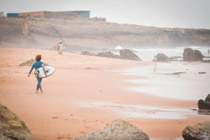 У Португалії планують побудувати село для серферів з басейном, у якому будуть штучні хвилі