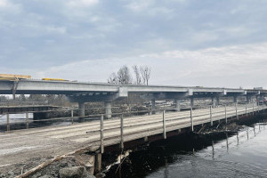 Цьогоріч на Київщині планують відбудувати три зруйновані під час війни мостові переходи (ФОТО)