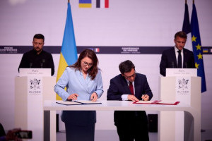 Україна отримає від Франції 200 млн євро на відновлення критичної інфраструктури