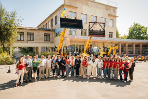 На Київщині відкриють першу в Україні жіночу школу операторів будівельної техніки