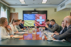 Співпраця з Швейцарією: фабрики, житло і дороги - що відновлять в Україні