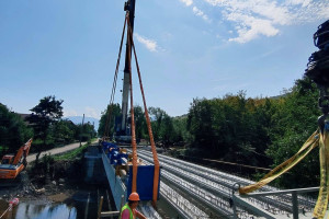 Обвалився у червні цього року: виконано основні роботи з відновлення мосту в Жденієво (ФОТО)