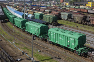Залізничні перевезення в Україні дорожчі на 10% ніж у Польщі і Словаччині: бізнес закликали не підвищувати тарифи УЗ