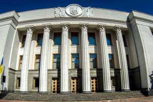 Рада створила ТСК, яка розслідуватиме махінації з житлом для військових і ВПО