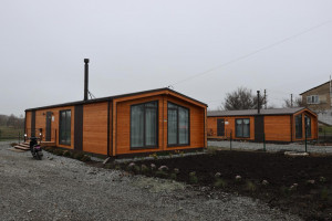 На Миколаївщині зведено 14 нових модульних будинків для переселенців і спеціалістів (ФОТО)