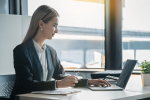 Що мотивує співробітників залишатися в компанії - результати опитування