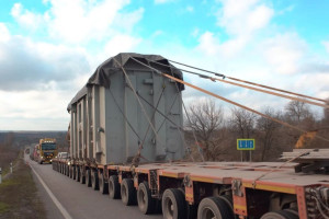 Японія передала Укренерго три автотрансформатори вагою по 200 тонн (ВІДЕО)