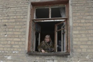 Жители Донецка готовятся замерзать: в домах холодно, а котельные разбиты