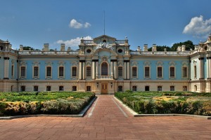 На восстановление Мариинского дворца выделили 60 млн гривен