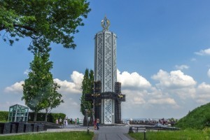 Для Мемориала жертв Голодомора в Киеве выделят еще два земельных участка