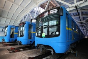 В Киеве из-за гриппа дезинфицируют вагоны метро