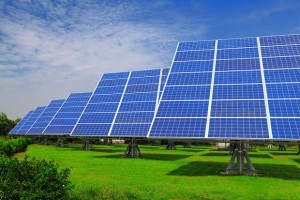 Снижен коэффициент «зеленого тарифа» для крупных солнечных электростанций