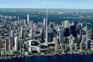 В Торонто резко обвалились цены на квартиры