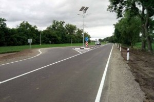 Первый готов: в Укравтодоре похвастались новым методом замедление скорости авто на дорогах (фото)