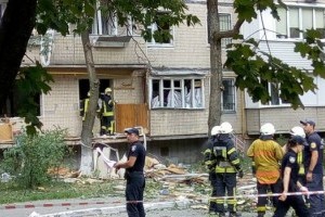 Второй раз за месяц: в Голосеевском районе опять прогремел взрыв в жилом доме