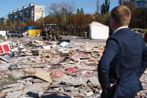 Вместо МАФов - одни руины. Что будет на Братиславской в Киеве?