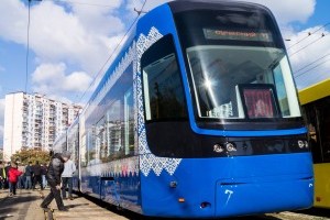 На скоростной линии Киева оставят лишь новенькие трамваи