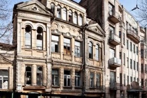 В Киеве начнут спасать исторические здания