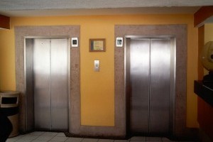 В столице платить за охрану лифтов и счетчиков будут жильцы