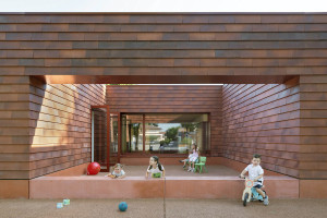 В Італії збудували дитсадок у стилі маленького венеційського села (ФОТО)