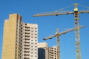 В каком районе Киева зафиксировано наибольшее снижение цен на первичное жилье