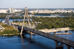 Киев избавился от Московского моста