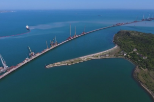 Украина теряет десятки миллионов гривен из-за строительства Керченского моста