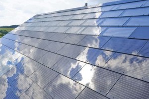 В Запорожской области запустили завод по производству солнечных панелей