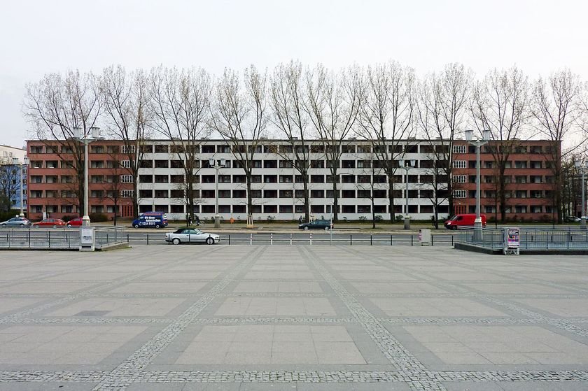 Обновленное здание в берлинском районе Фридрихсхайн. Фото: Lotse