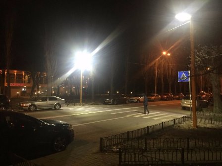 Киев, пешеходный переход, с направленной  LED подсветкой, первый в столице, депутат Олесь Маляревич