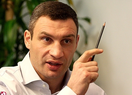Виталий Кличко, мэр Киева, столичные власти, коммунальные тарифы, уровень заработных плат, повышение тарифов