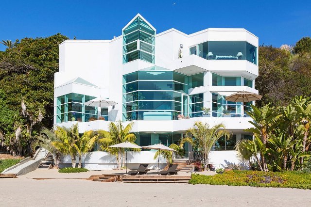 Вилла, дом, пляжная вилла, особняк, резиденция, пляж Малибу, белый цвет, комфорт, Калифорния, США