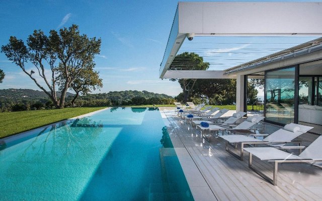 Вилла, Сан-Тропе, luxury-недвижимость, luxury, бассейн, панорамный бассейн
