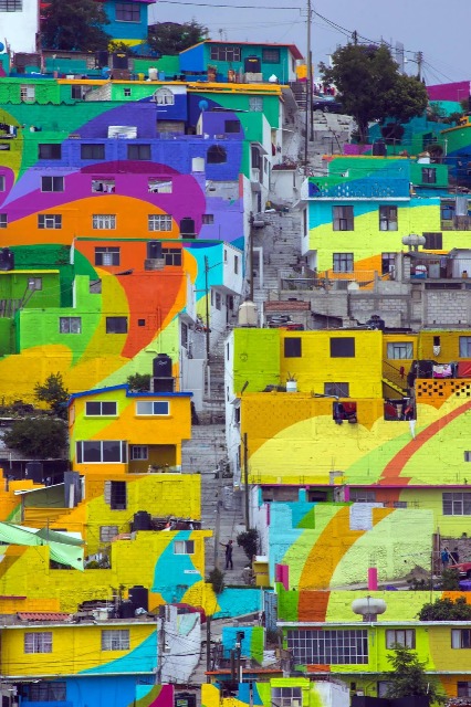 Масштабный стрит-арт в мексиканском городе Пачука